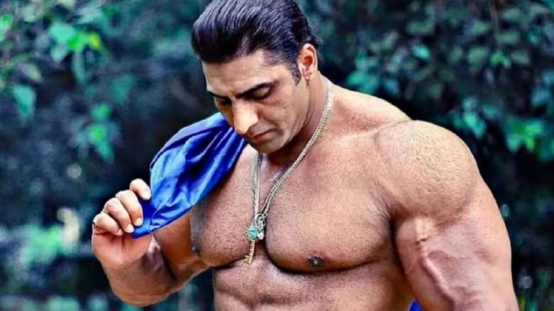 Salman's co-star in 'Tiger 3' Barinder passes away